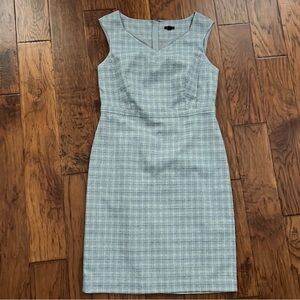Ann Taylor sheath dress Size 12